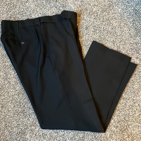 Black dress pants - Picture 2 of 5